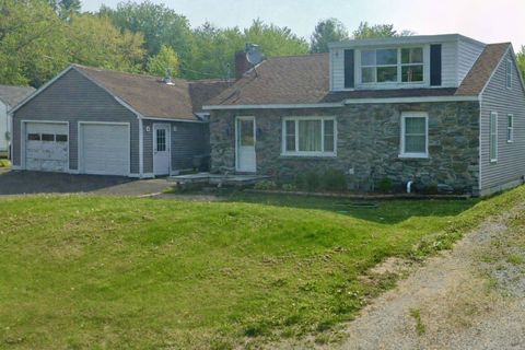 Photo of 1349 Midline Road, Amsterdam, NY 12010 (MLS # 11672423)