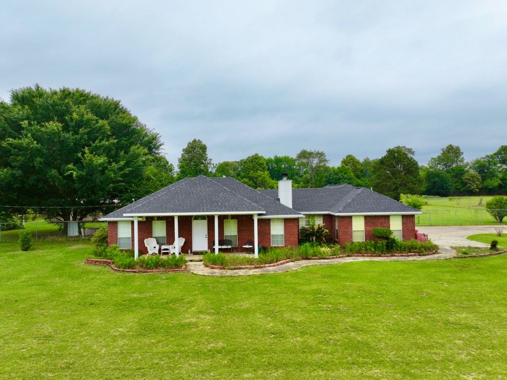 Photo of 160 club wiley RD, jackson, AL 36545 (MLS # 11745705)