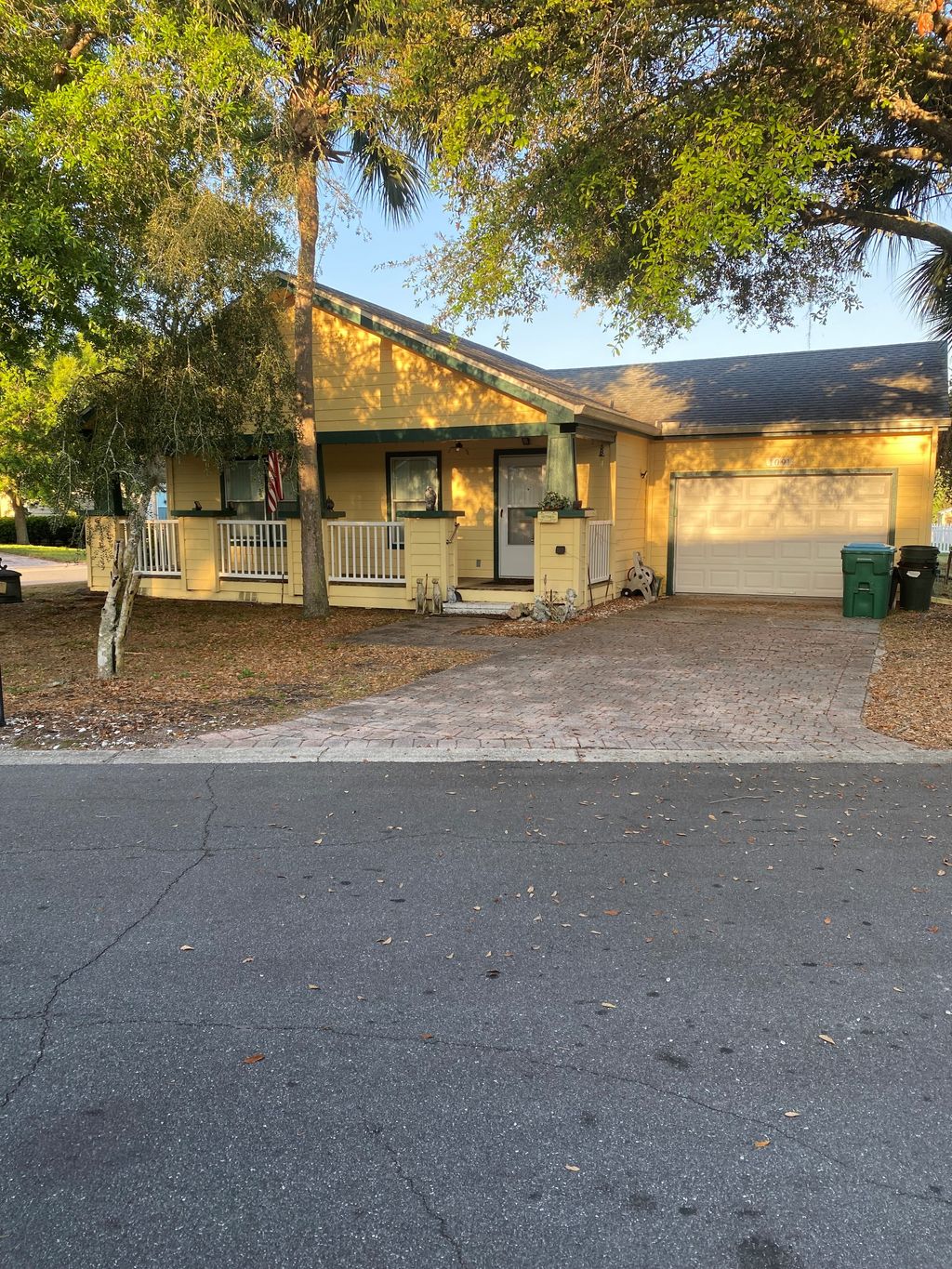 Photo of 1091 Cherokee Village Trail, Winter Springs, FL 32708 (MLS # 11682589)