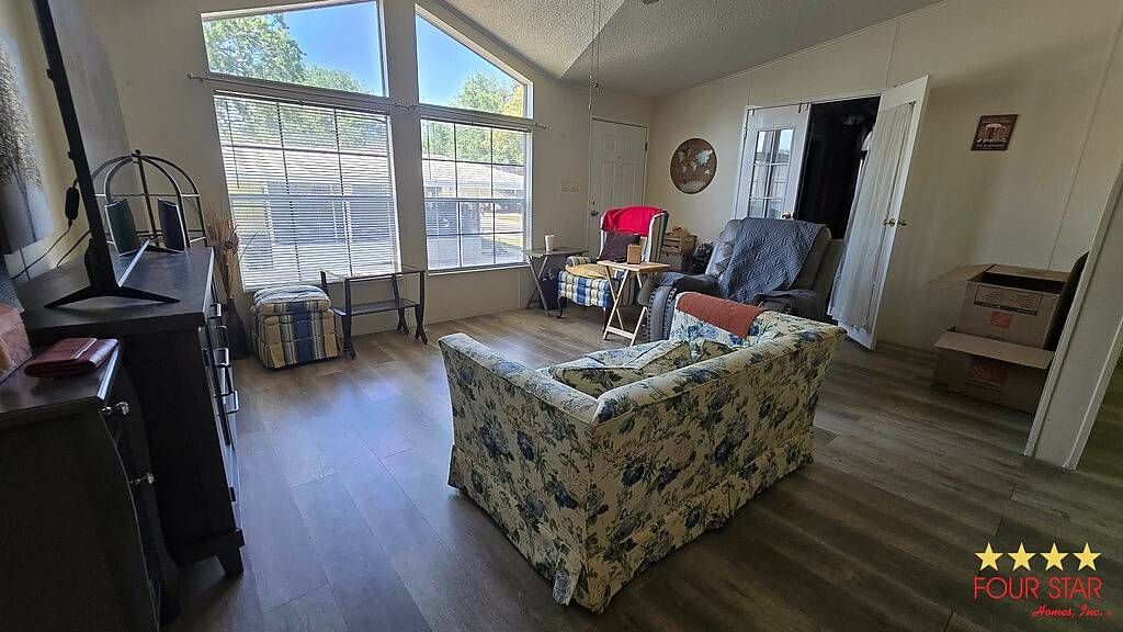 Photo of 2424 Phipps Ave, Orlando, FL 32818 (MLS # 11774597)