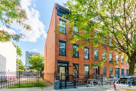 Photo of 206 MacDougal St #1, BROOKLYN, NY 11233 (MLS # 11738399)