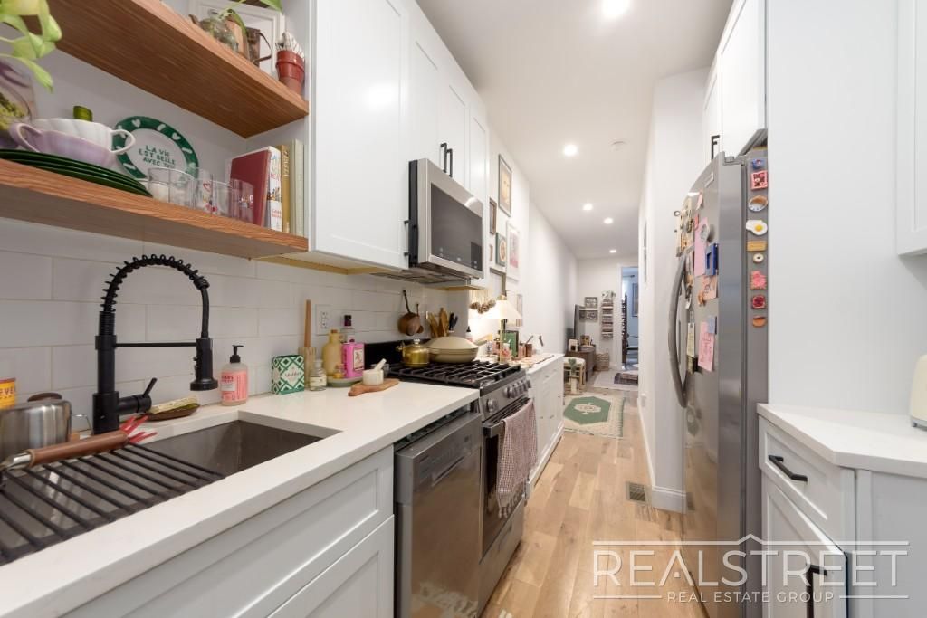 Photo of 206 MacDougal St #1, BROOKLYN, NY 11233 (MLS # 11738399)