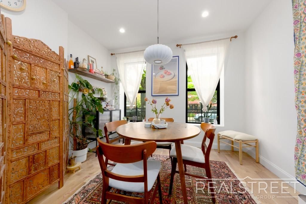 Photo of 206 MacDougal St #1, BROOKLYN, NY 11233 (MLS # 11738399)