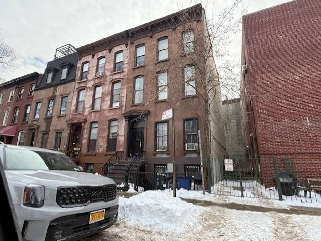 Photo of 6 Monroe St, Brooklyn, NY 11238 (MLS # 11663417)