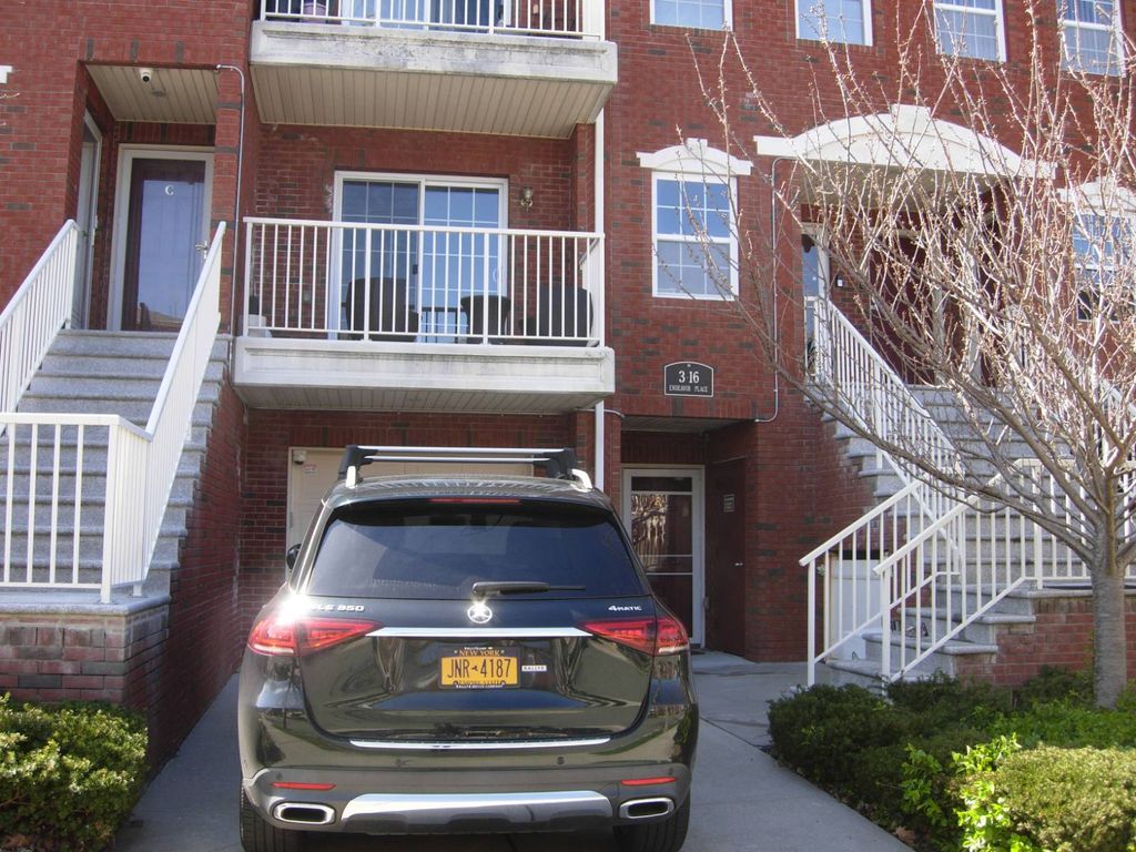 Photo of 316 Endeavor Pl #B, COLLEGE POINT, NY 11356 (MLS # 11641043)