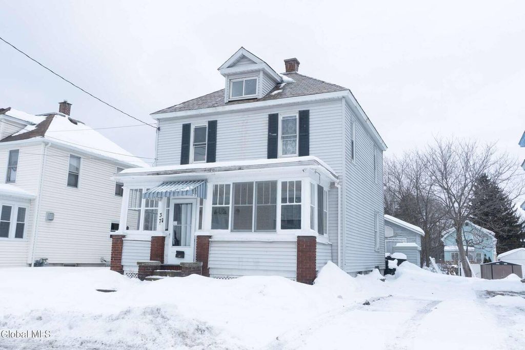 Photo of 37 Chiswell Street, Schenectady, NY 12304 (MLS # 11655010)