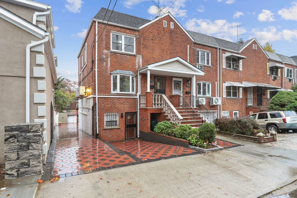 Photo of 2764 Bouck Ave, Bronx, NY 10469 (MLS # 11602730)