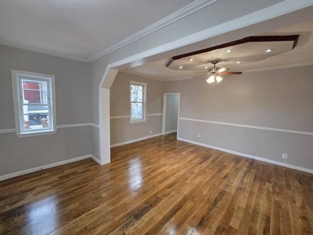 Photo of 4306 Matilda Ave, BRONX, NY 10466 (MLS # 11608366)