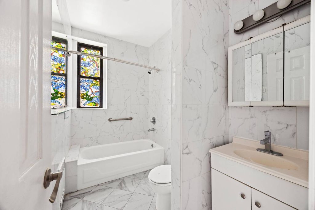 Photo of 3100 Brighton 3rd St #3J, BROOKLYN, NY 11235 (MLS # 11673213)