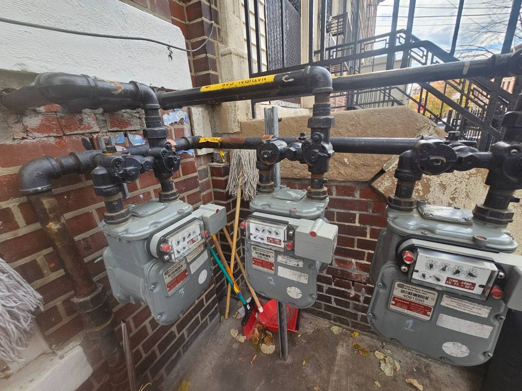 Photo of 1518 Bryant Ave, Bronx, NY 10460 (MLS # 11605414)