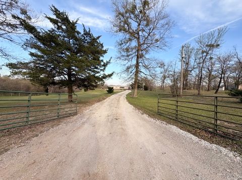 Photo of 320 Riverbluff Road, Idabel, OK 74745 (MLS # 11674971)