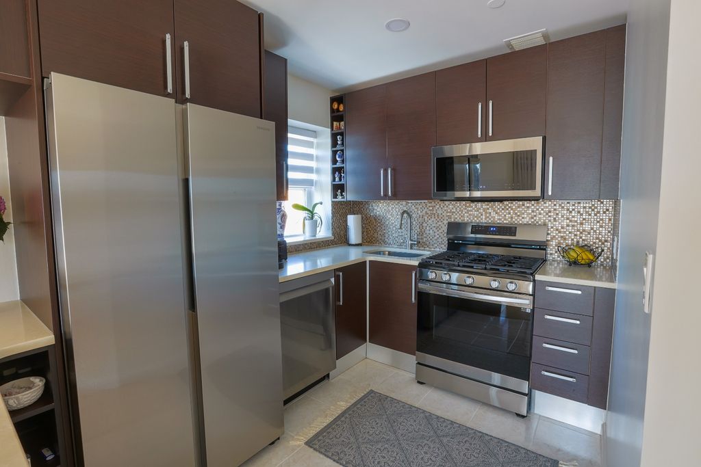 Photo of 1811 Avenue P #6A, Brooklyn, NY 11229 (MLS # 11588747)