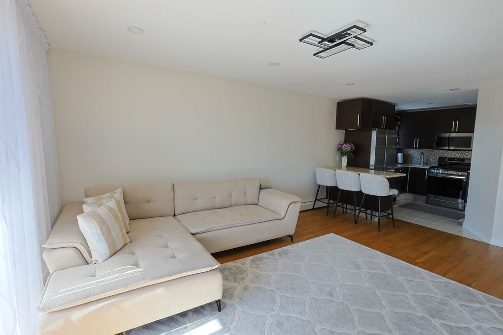 Photo of 1811 Avenue P #6A, Brooklyn, NY 11229 (MLS # 11588747)