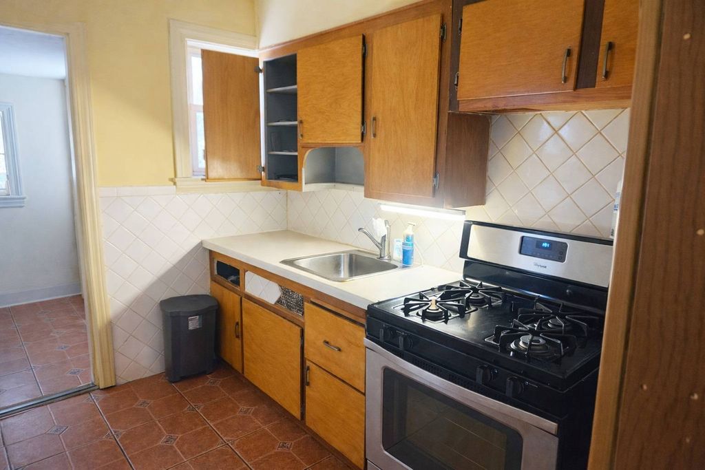 Photo of 3044 Brighton 2nd St, Brooklyn, NY 11235 (MLS # 11629894)