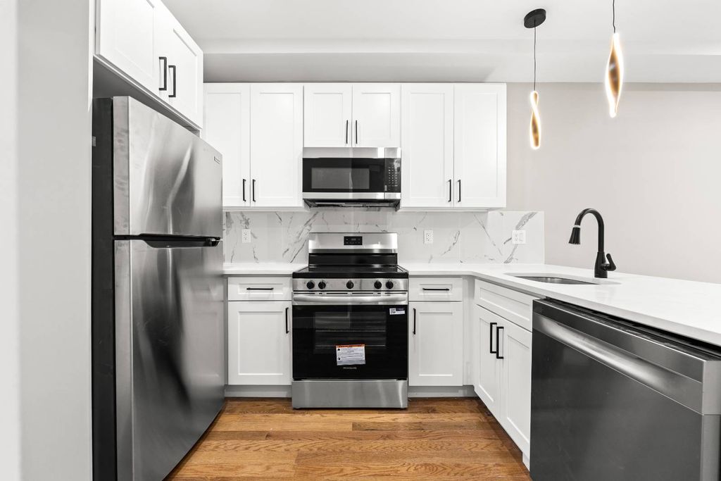 Photo of 463 143rd St, Bronx, NY 10454 (MLS # 11732612)