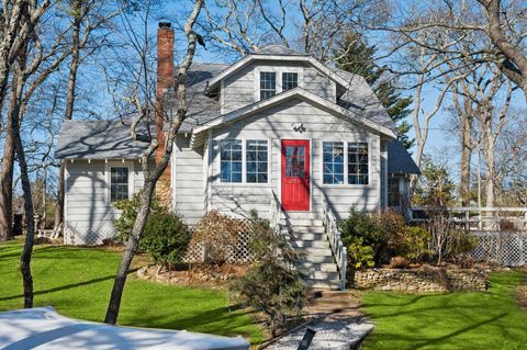 Photo of 6 Private Row, Hampton Bays, NY 11946 (MLS # 11680321)