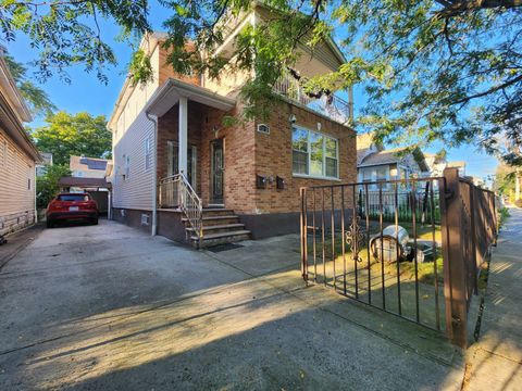 Photo of 17631 130th Avenue #1, QUEENS, NY 11434 (MLS # 11695331)