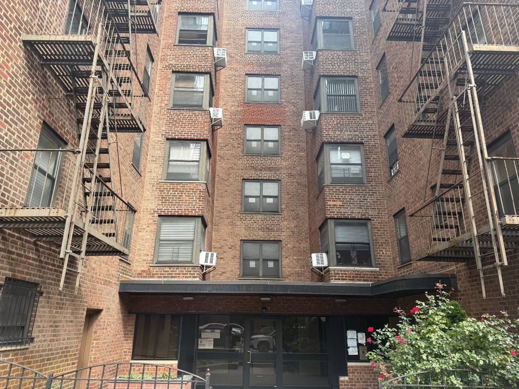 Photo of 9009 Northern Blvd #302, Jackson Heights, NY 11372 (MLS # 11576707)