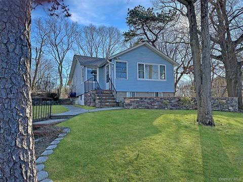 Photo of 69 Hill Drive, Riverhead, NY 11901 (MLS # 11621381)
