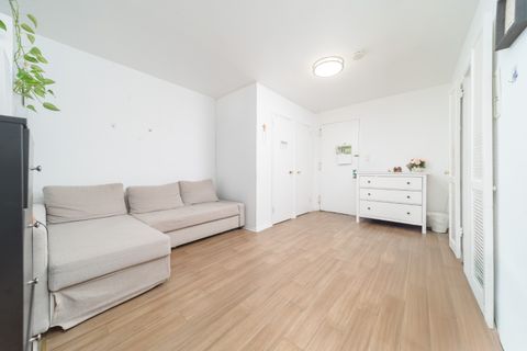 Photo of 4125 Kisssena Blvd #1EE, Flushing, NY 11355 (MLS # 11732210)