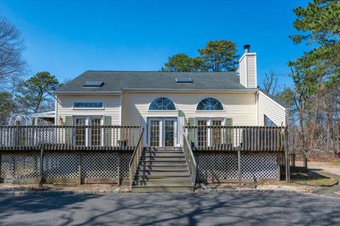 Photo of 221 E Montauk Hwy, Hampton Bays, NY 11946 (MLS # 11695312)
