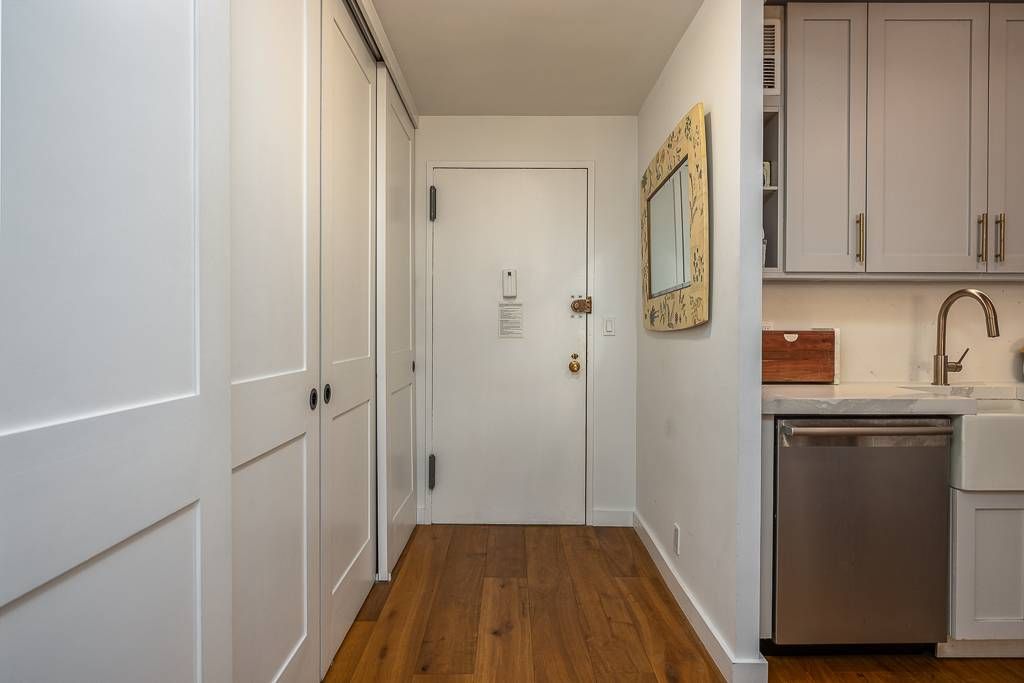 Photo of 305 E 24th Street #19D, New York, NY 10010 (MLS # 11660937)