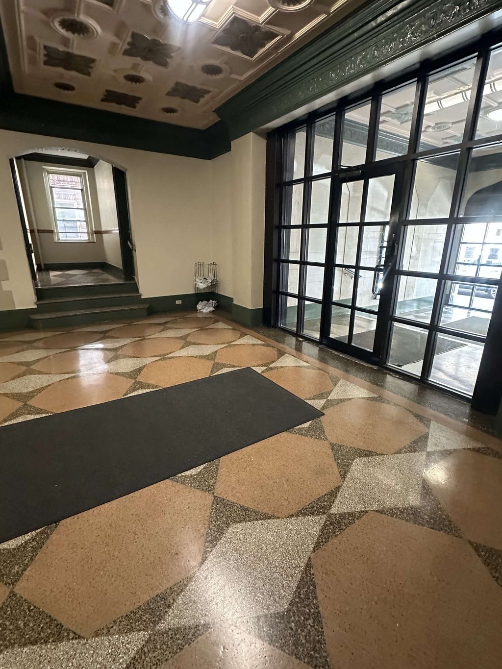 Photo of 2081 Cruger Ave #2G, Bronx, NY 10462 (MLS # 11741823)