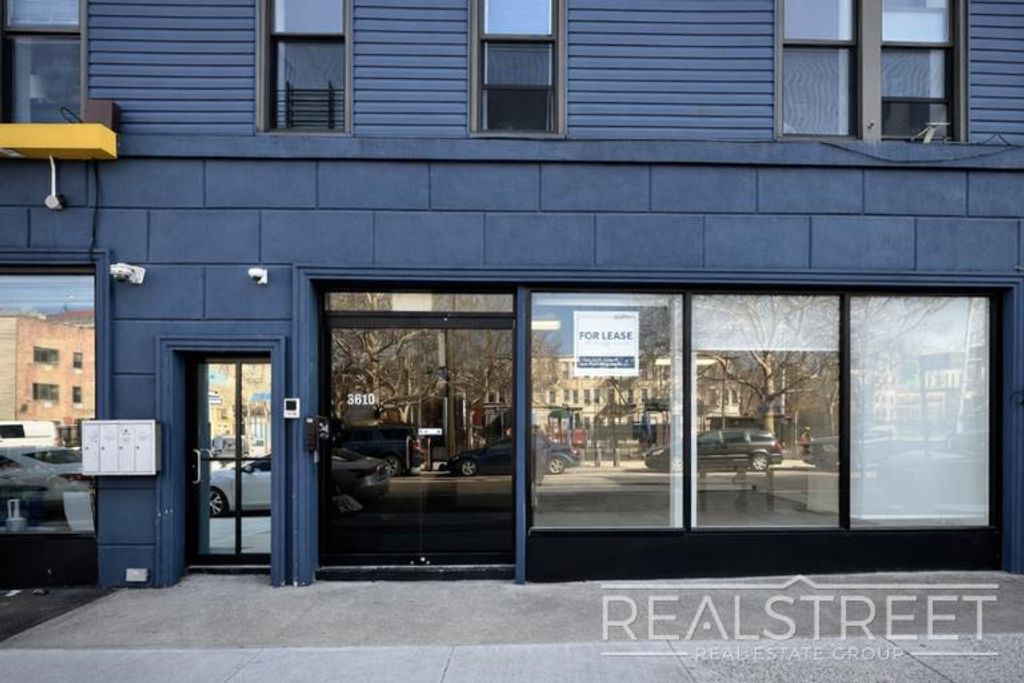 Photo of 148 Tompkins Ave #C2, BROOKLYN, NY 11207 (MLS # 11624138)