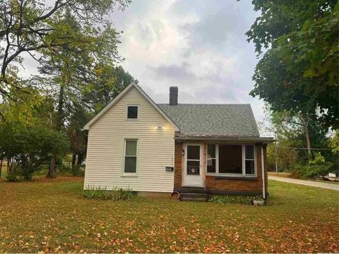 Photo of 2901 N 14th St, Terre Haute, IN 47804 (MLS # 11640364)