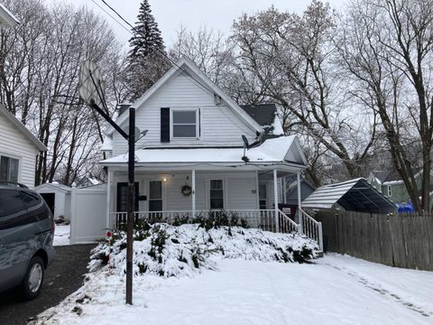 Photo of 205 Lexington Ave #2, Gloversville, NY 12078 (MLS # 11738740)