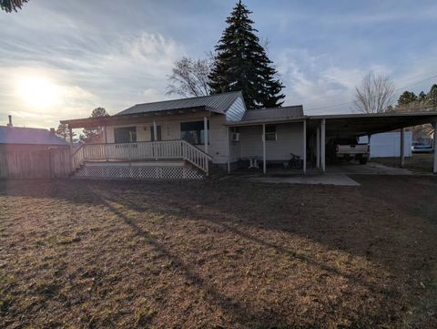 Photo of 428 N Roanoke Ave, Hines, OR 97738 (MLS # 11658664)