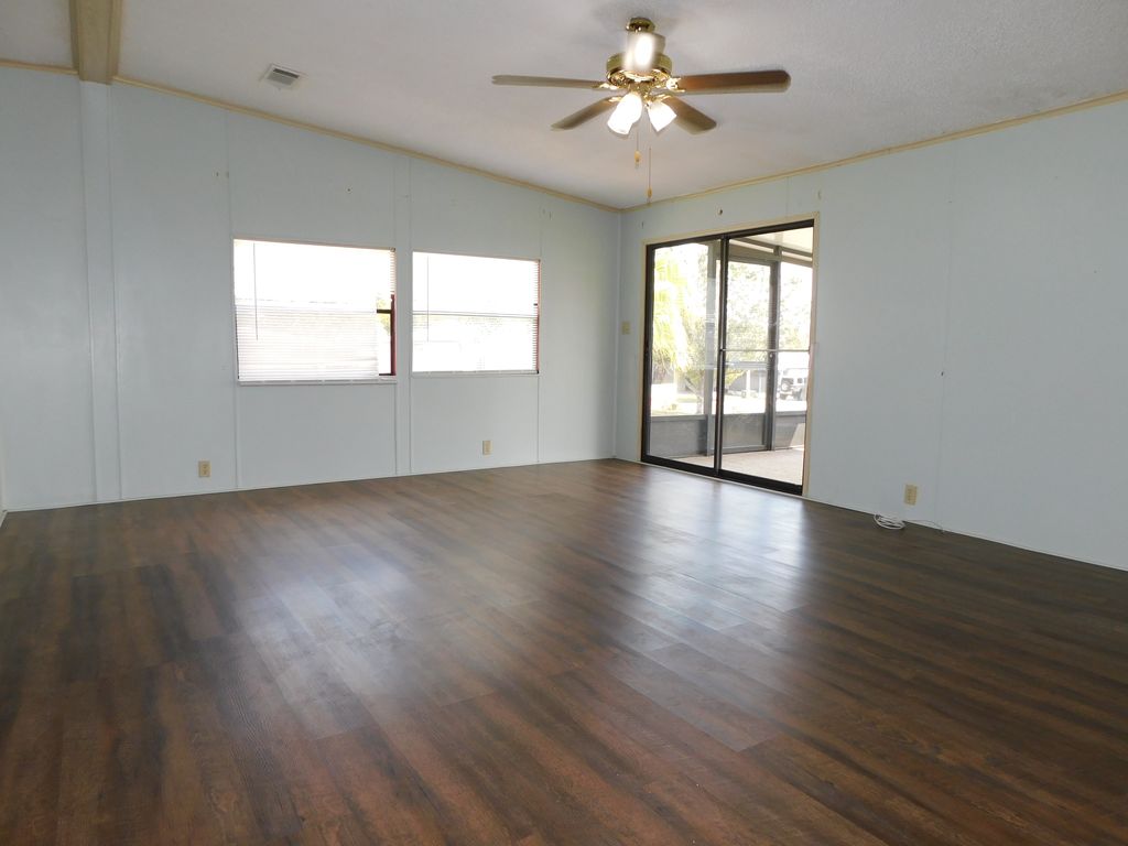 Photo of 1526 Garrison Dr, Lakeland, FL 33810 (MLS # 11683304)