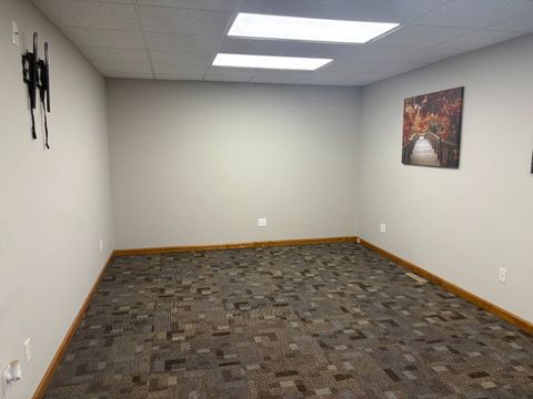 Photo of 706 Kings Road, Schenectady, NY 12304 (MLS # 11660235)