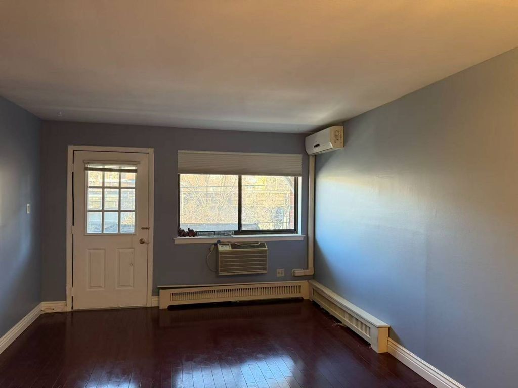 Photo of 67107 Burns Street #3B, Forest Hills, NY 11375 (MLS # 11680463)