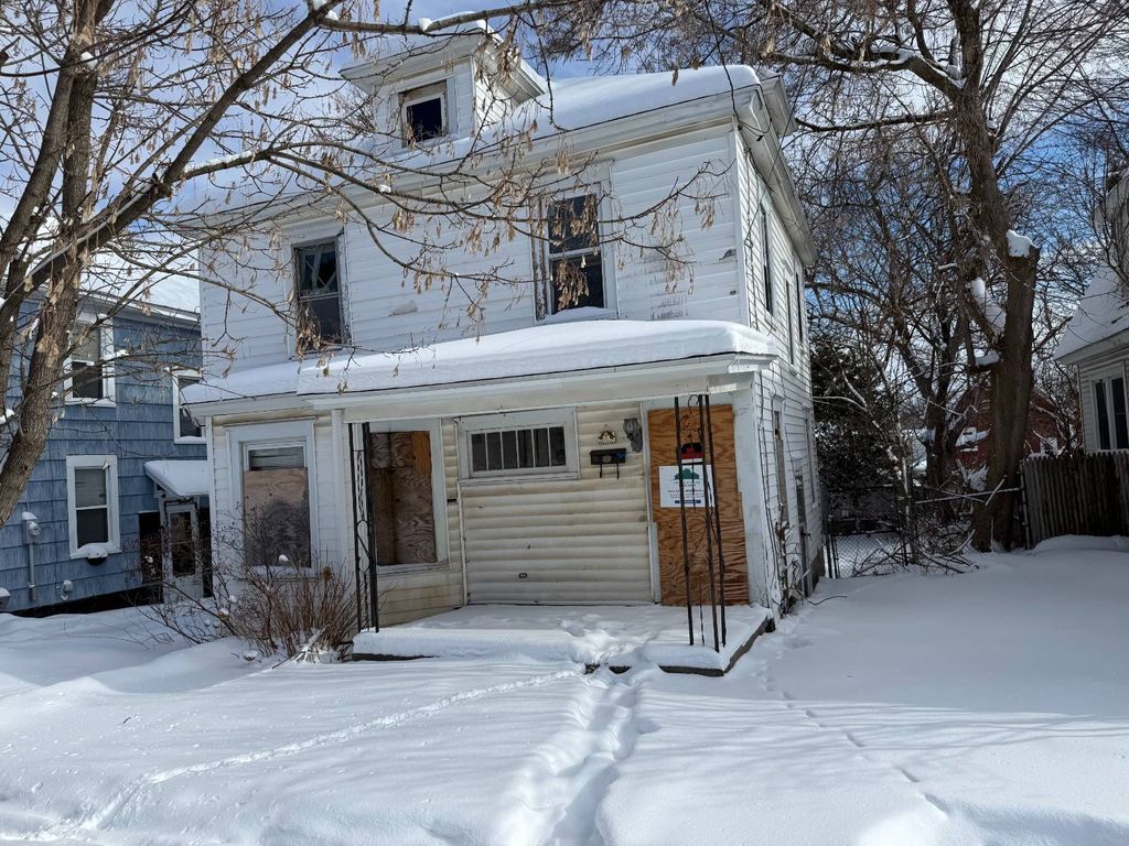 Photo of 154 Collingwood N Ave, Syracuse, NY 13206 (MLS # 11651774)