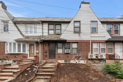 Photo of 67135 Burns Street, Forest Hills, NY 11375 (MLS # 11685433)