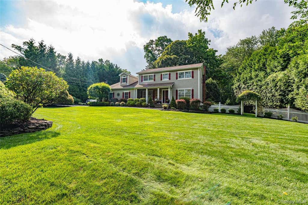 Photo of 14 Breeze Hill Road, Northport, NY 11768 (MLS # 11927176)