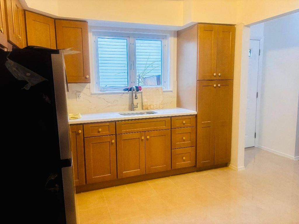 Photo of 134 Woodbine Avenue #2, Staten Island, NY 10314 (MLS # 11612005)