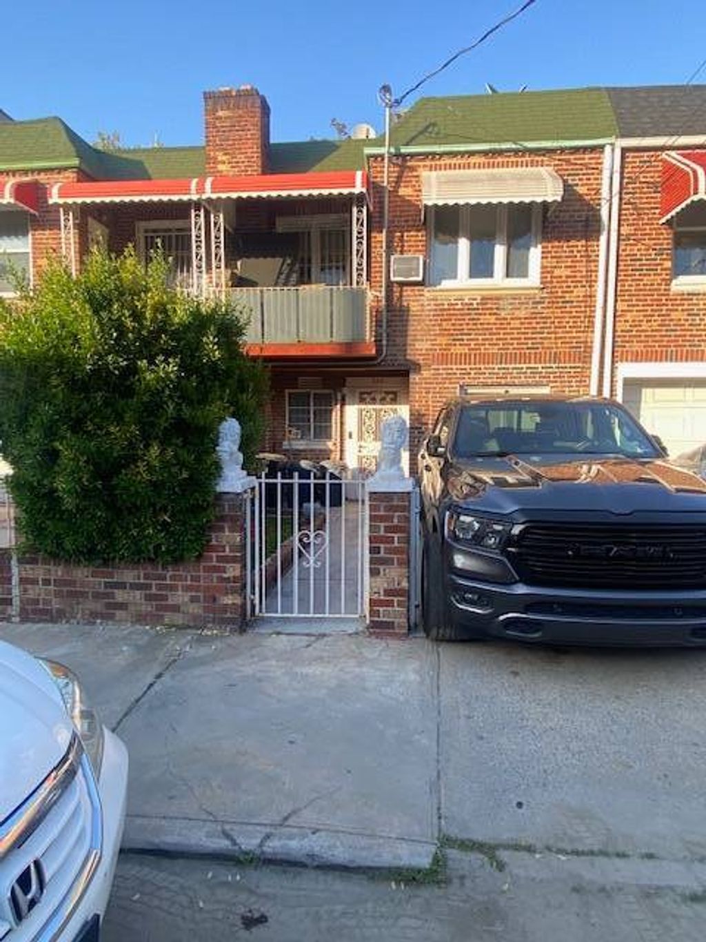 Photo of 607 East 96 St, Brooklyn, NY 11236 (MLS # 11739110)