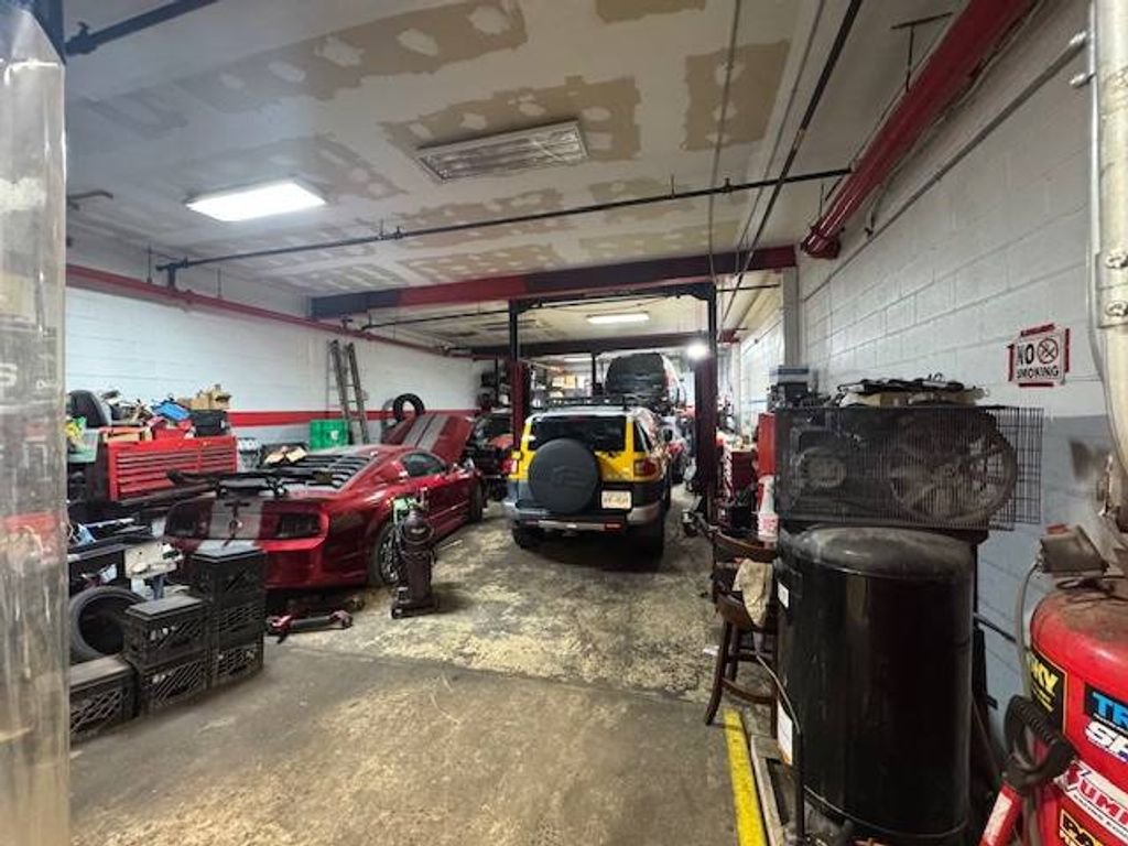 Photo of 80 Granite Ave #C, Staten Island, NY 10303 (MLS # 11605589)