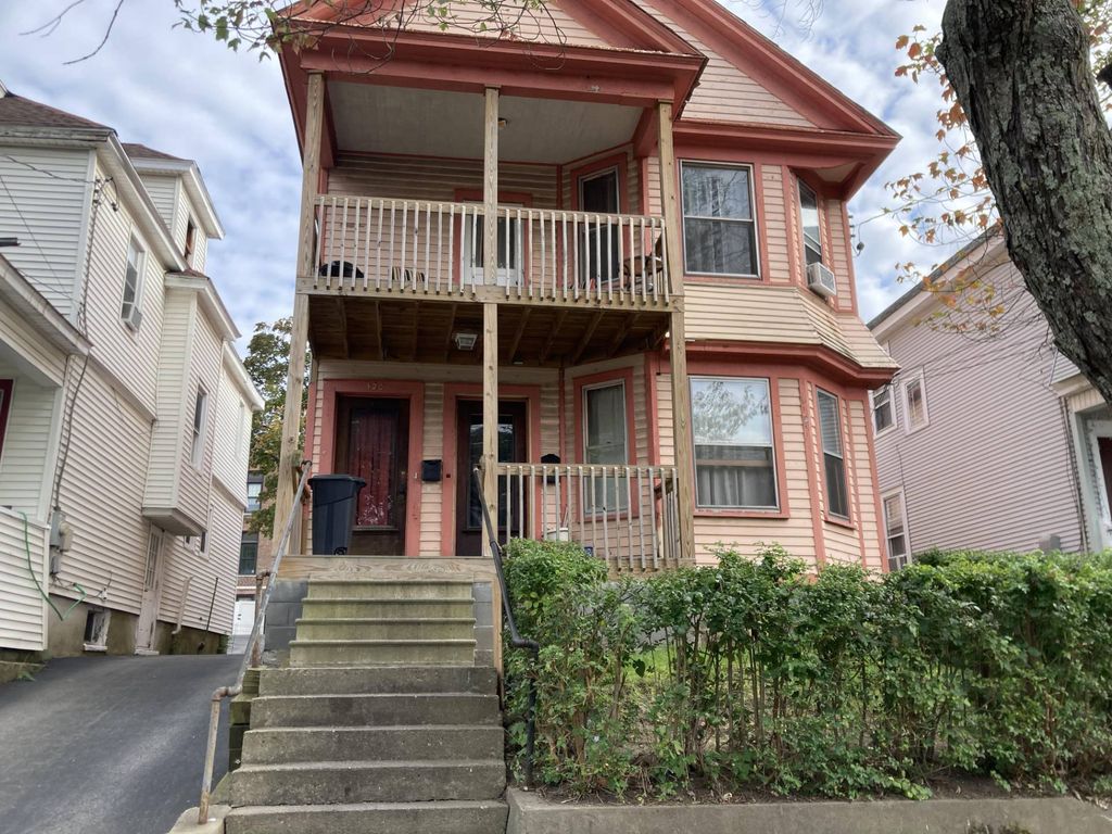 Photo of 418 Division St #1, Schenectady, NY 12304 (MLS # 11641307)
