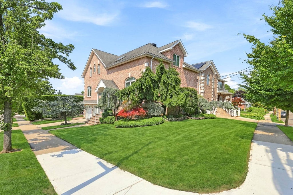 Photo of 5315 Overbrook Street, Douglaston, NY 11362 (MLS # 11933271)