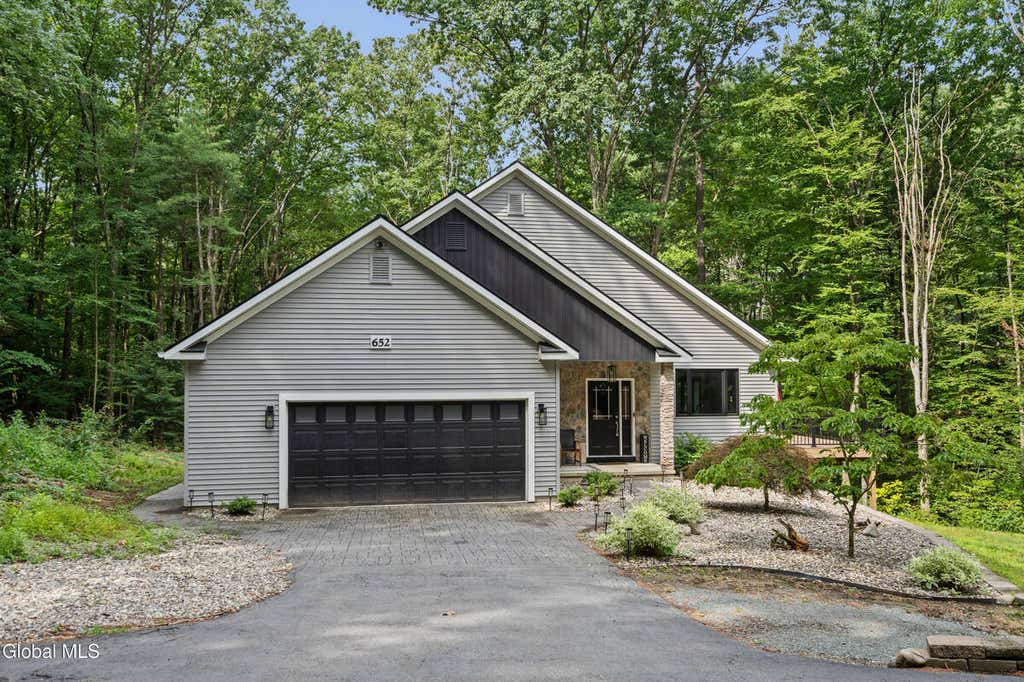 Photo of 652 Bruno Road, Clifton Park, NY 12065 (MLS # 11929100)