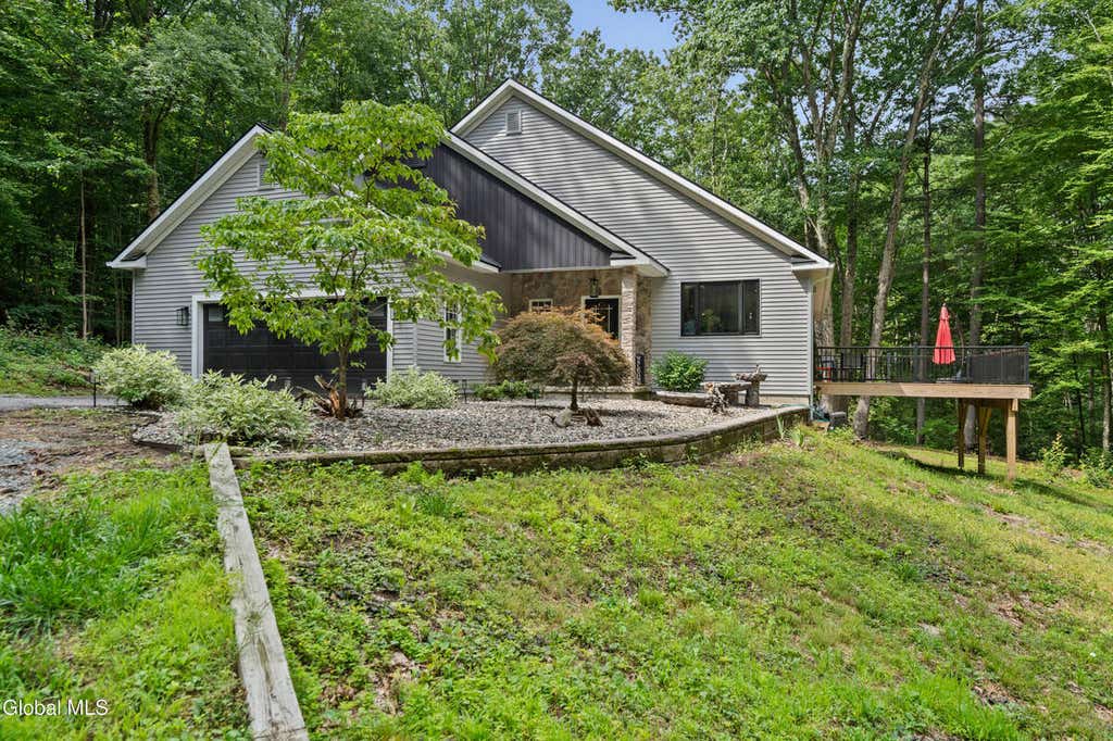 Photo of 652 Bruno Road, Clifton Park, NY 12065 (MLS # 11929100)