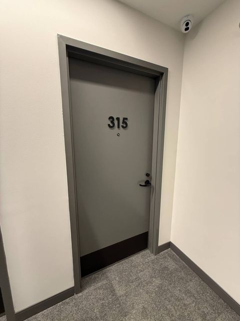 Photo of 1117 W Fayette Street #315, Syracuse, NY 13204 (MLS # 11655465)