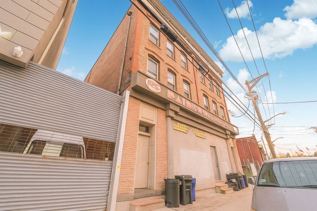 Photo of 19441952 Richmond Terrace, Staten Island, NY 10302 (MLS # 11605483)