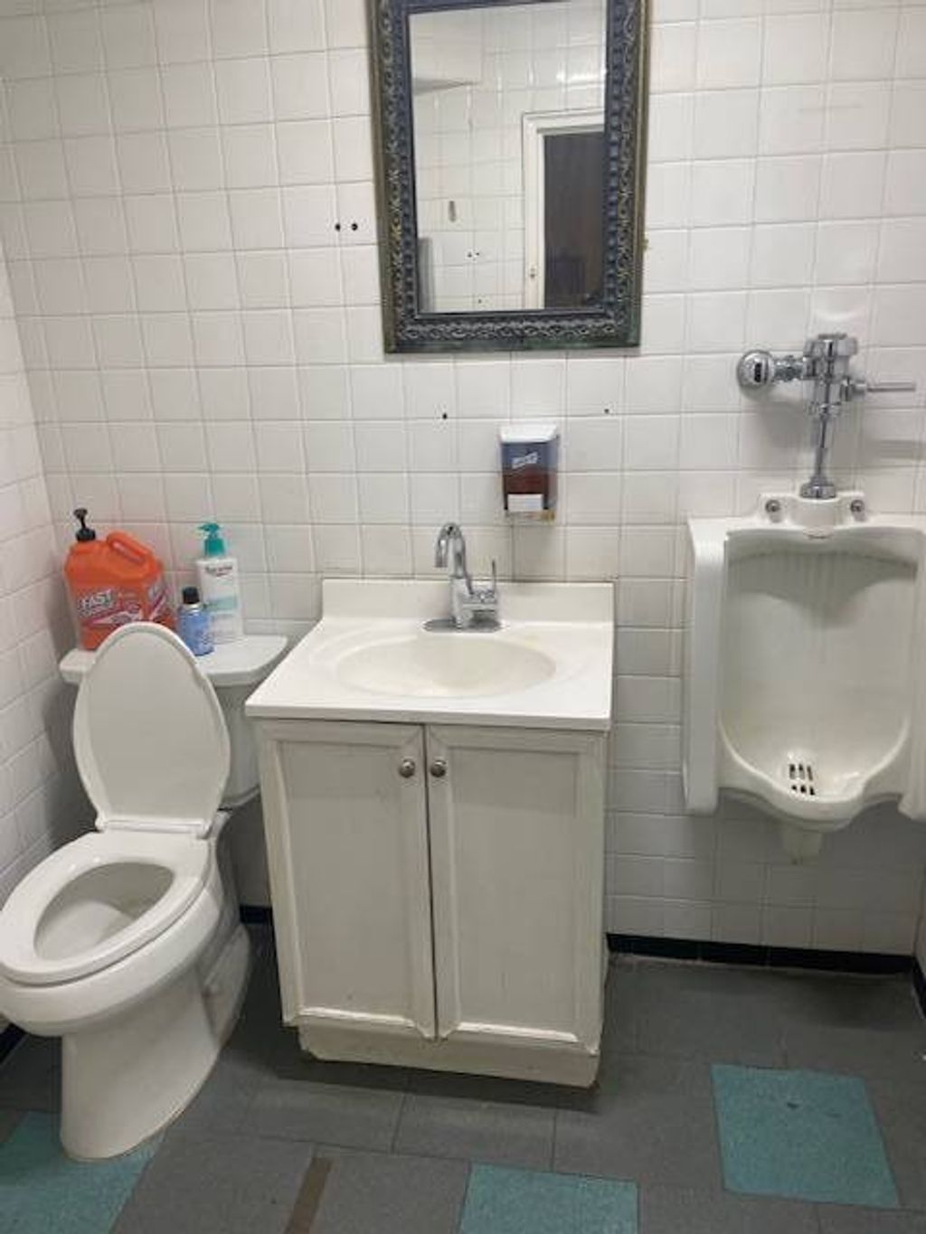 Photo of 33343338 Nostrand Avenue, Brooklyn, NY 11229 (MLS # 11654078)