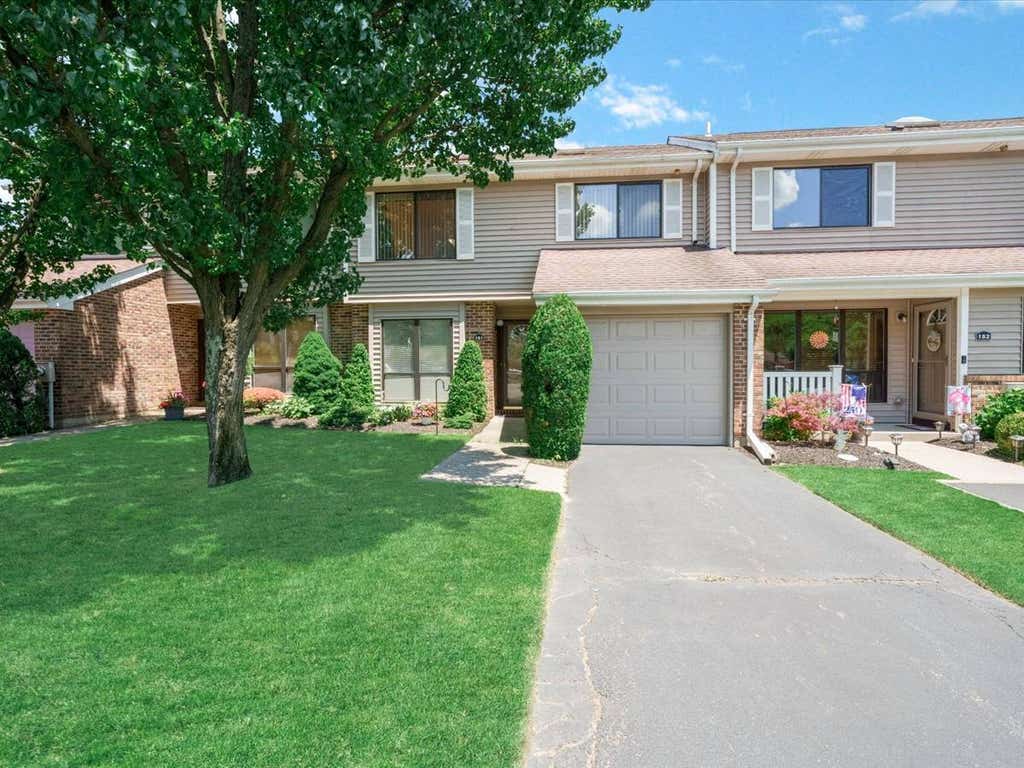 Photo of 181 North Lane, Smithtown, NY 11787 (MLS # 11852609)