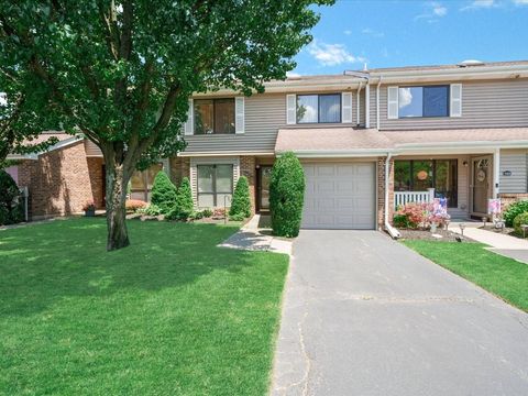 Photo of 181 North Lane, Smithtown, NY 11787 (MLS # 11852609)