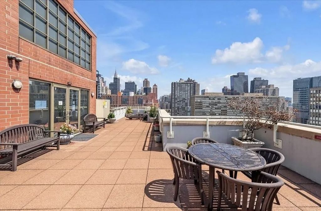 Photo of 250 East 30th Street #6D, New York, NY 10016 (MLS # 11638947)